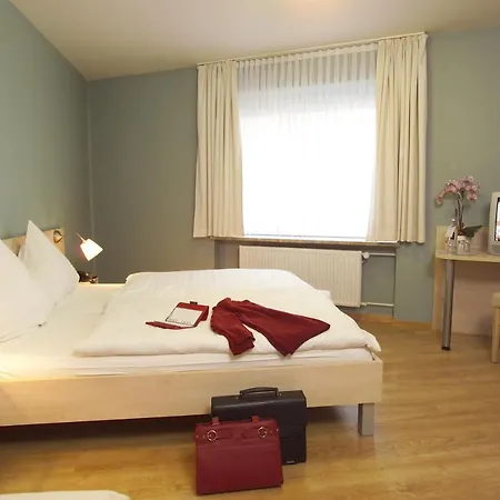 Martin Hotel